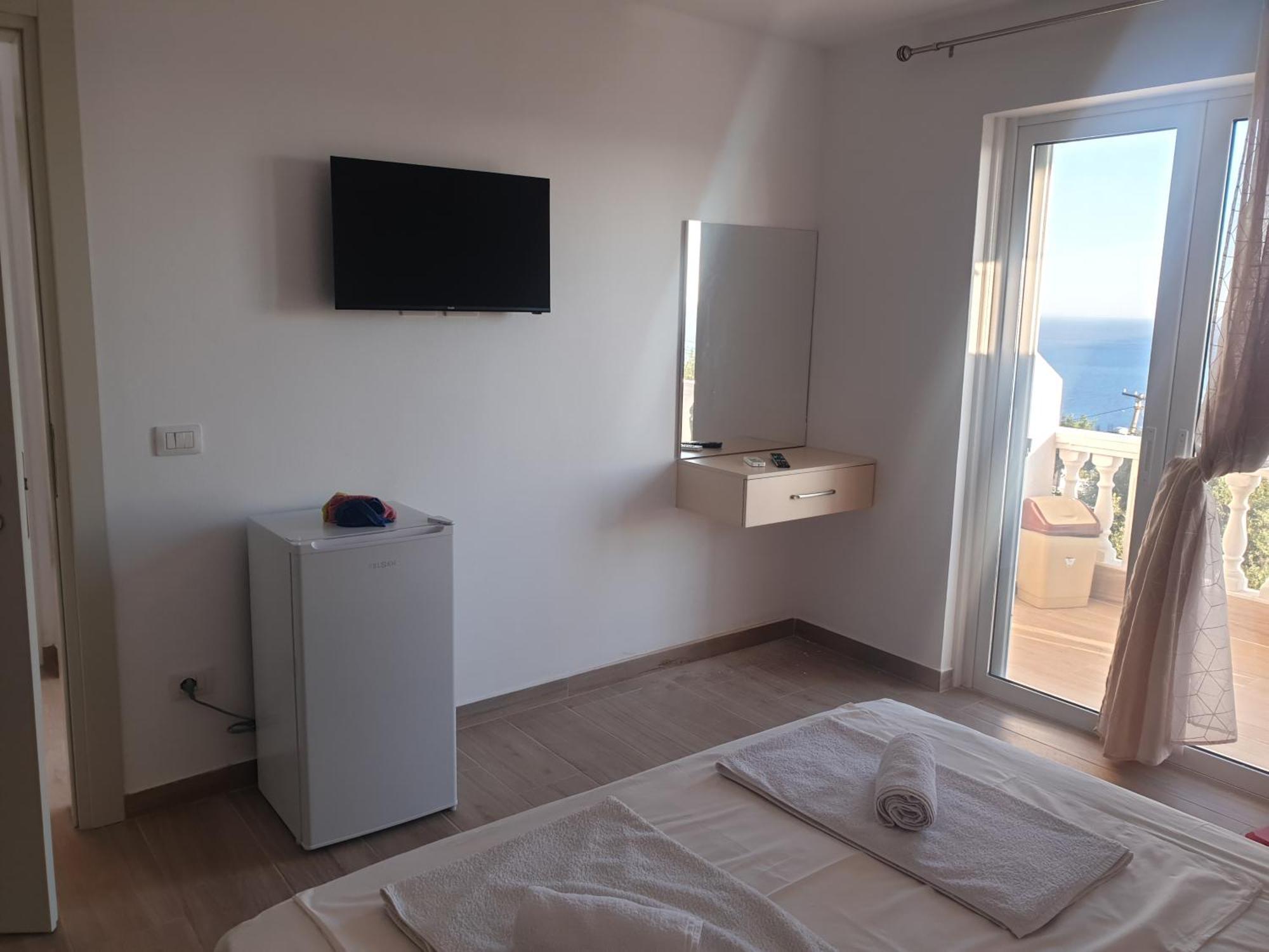 Rooms By George Dhërmi Exteriör bild